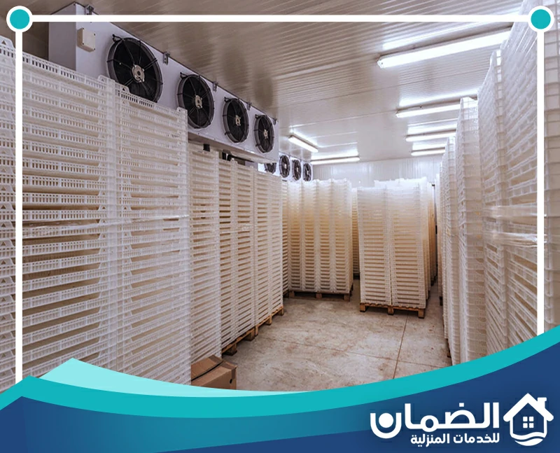 محل تصليح غرف تبريد قريب مني 0527042162 شركة الضمان تصليح غرفة تبريد صناعية عبر فحص وحدات التبريد العلوية وضبط توزيع الهواء داخل المكان